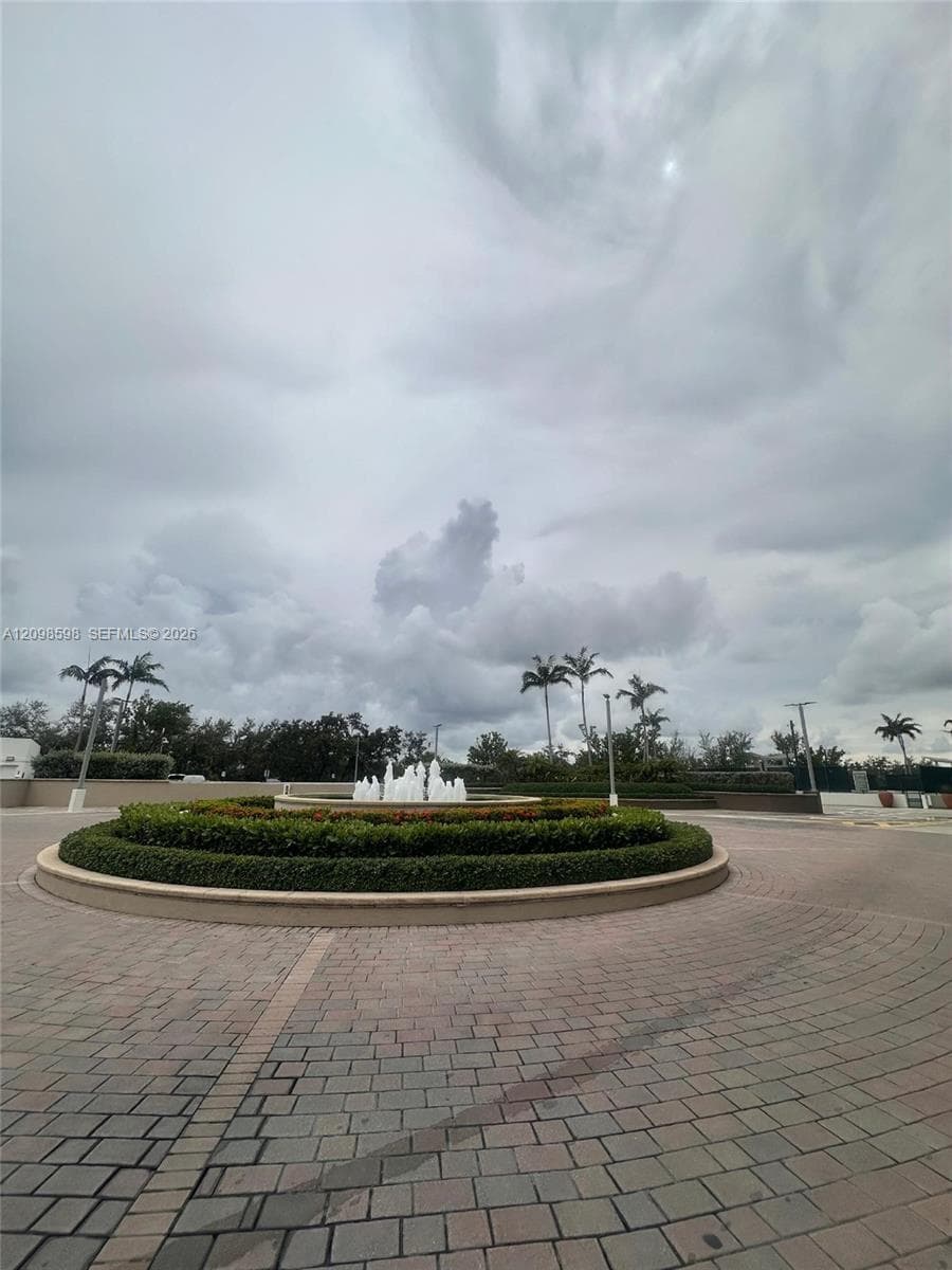 2641 N Flamingo Rd # 1502N, Sunrise FL 33323