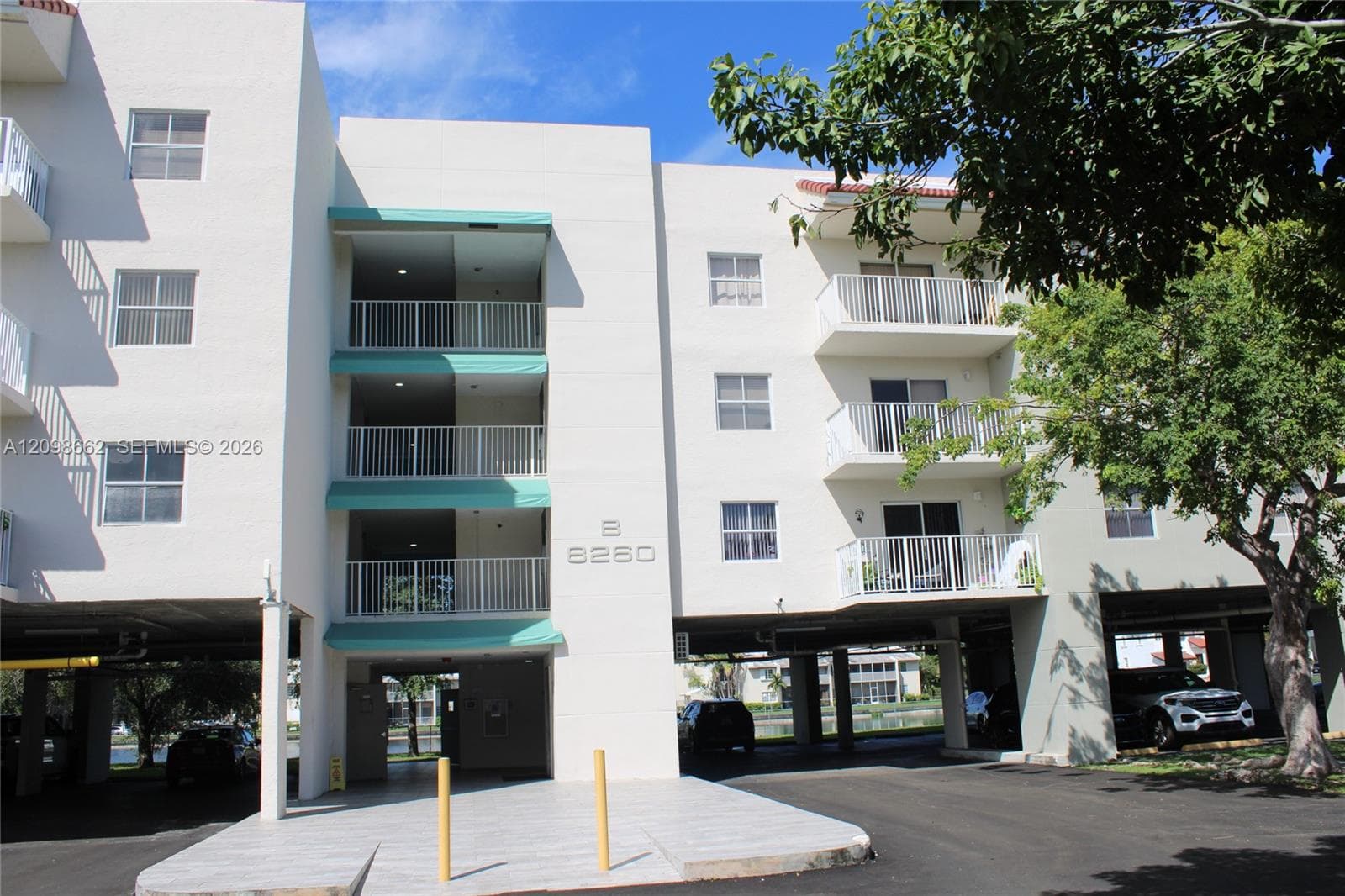 8260 SW 210th St # 216, Cutler Bay FL 33189