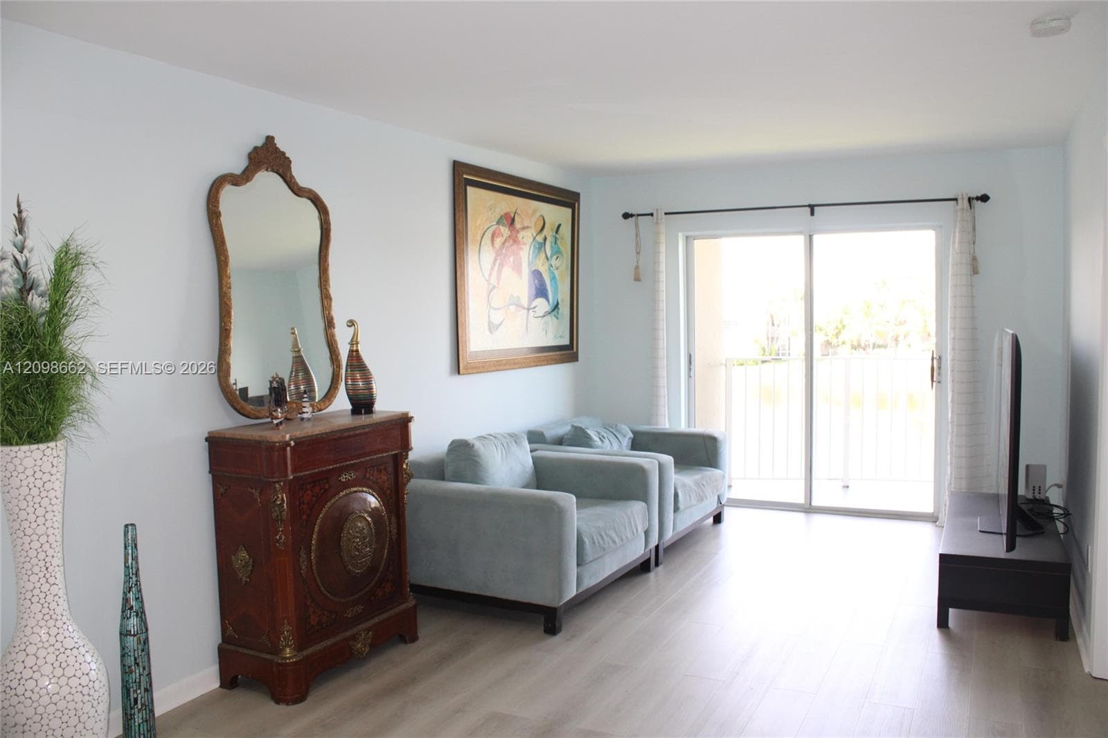 8260 SW 210th St # 216, Cutler Bay FL 33189