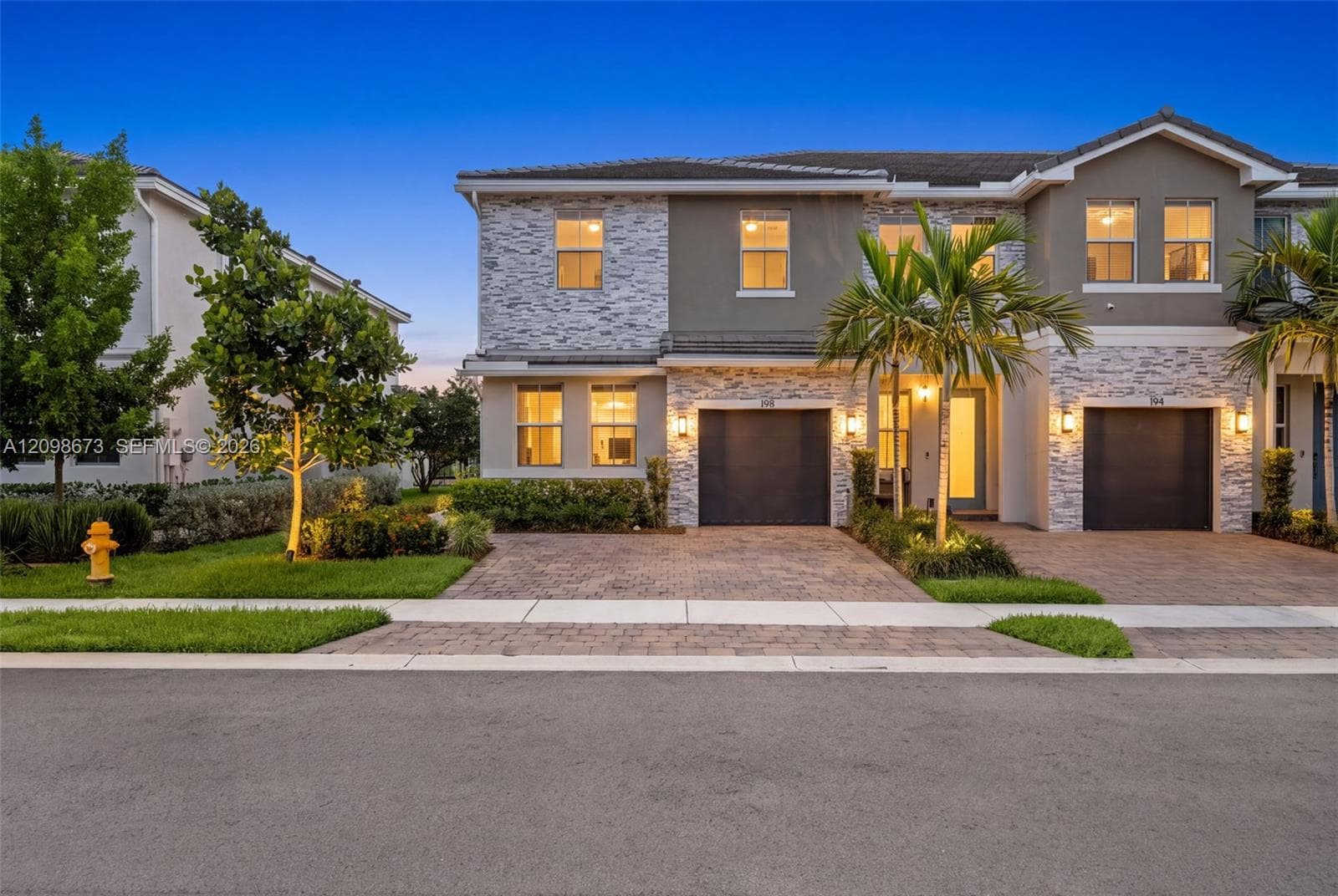 198 SW 170th Ave, Pembroke Pines FL 33027