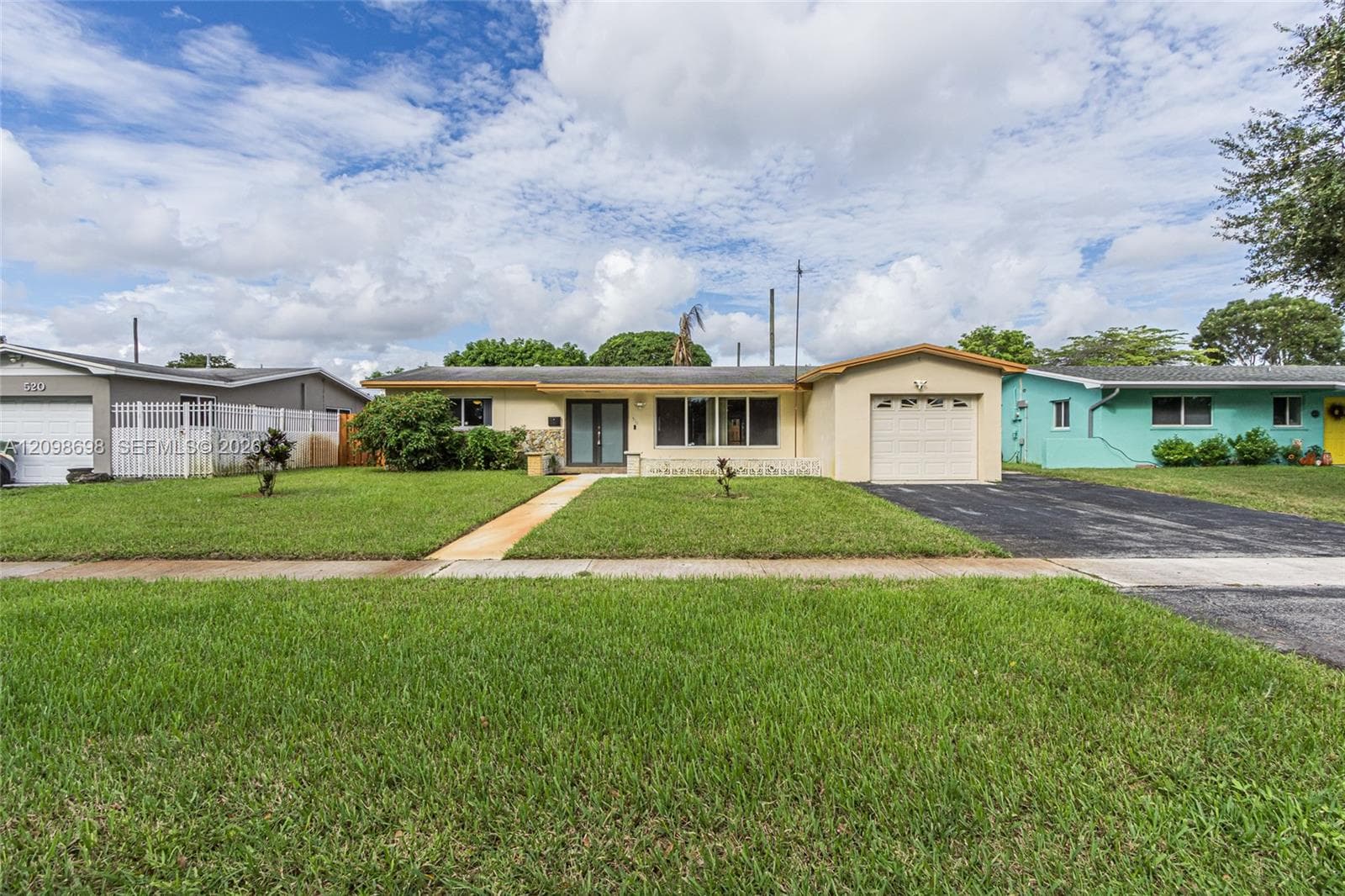 510 SW 70th Ave, Pembroke Pines FL 33023