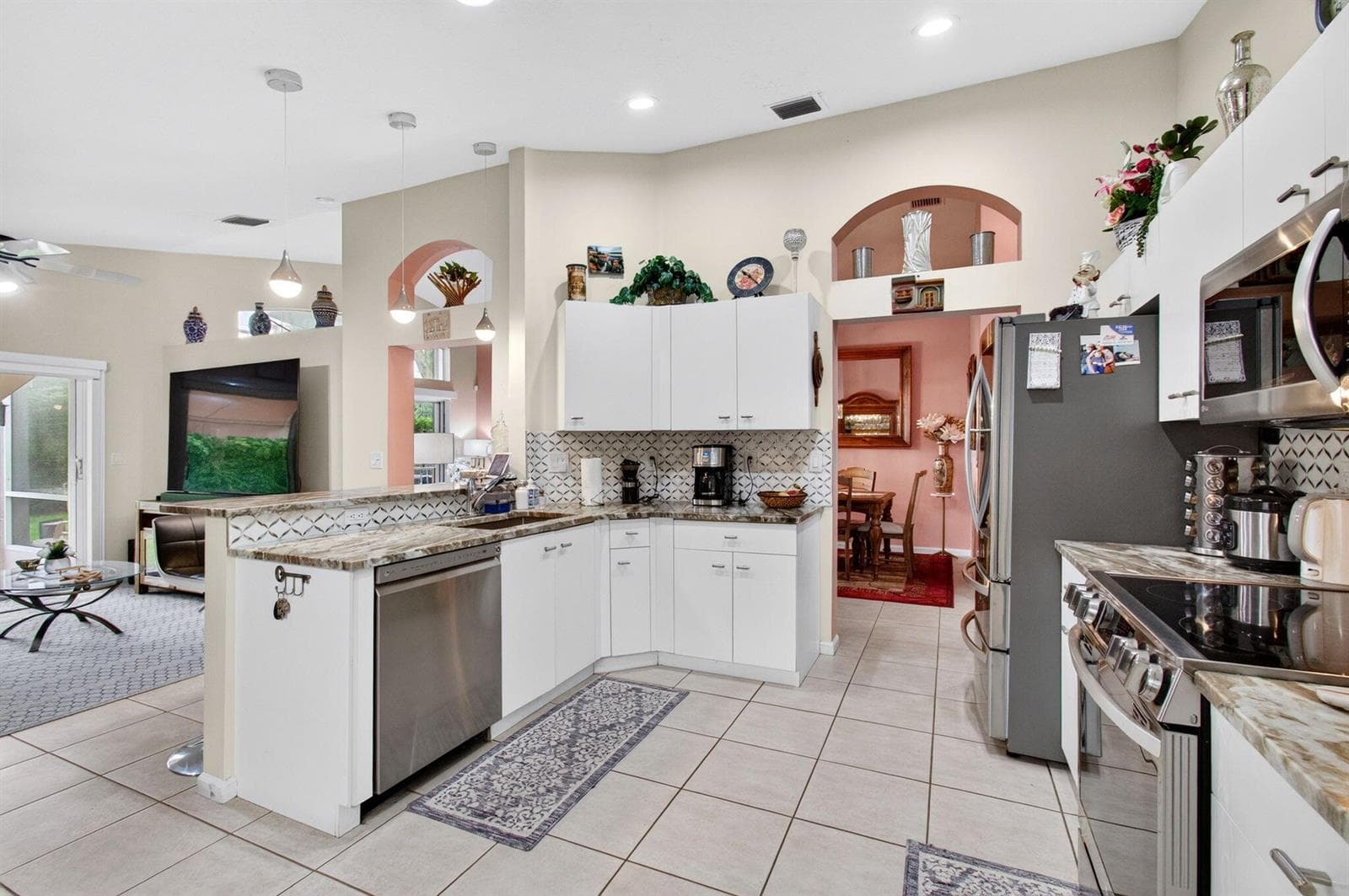 5670 Swaying Palm Lane, Boynton Beach FL 33437