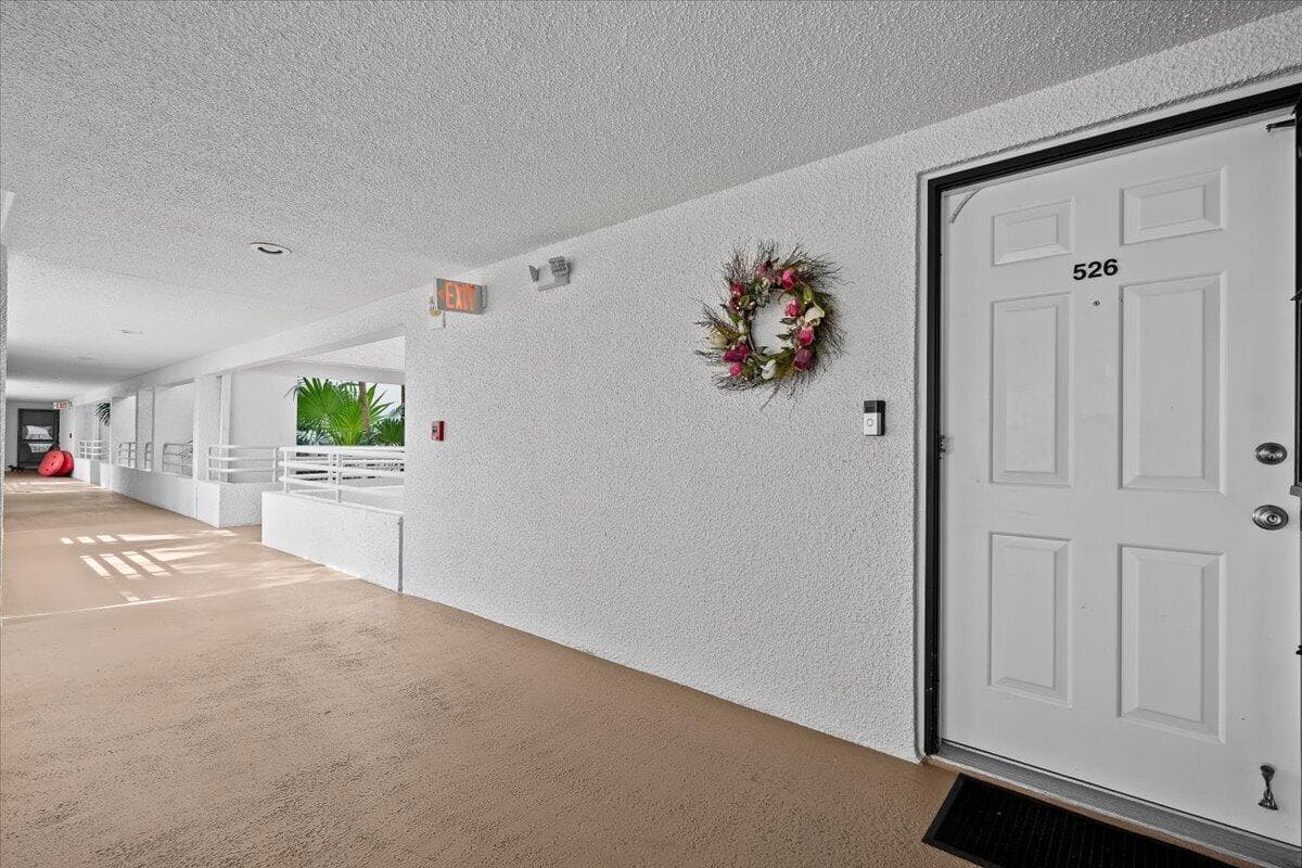 526 OAK HARBOUR Drive # 526, Juno Beach FL 33408