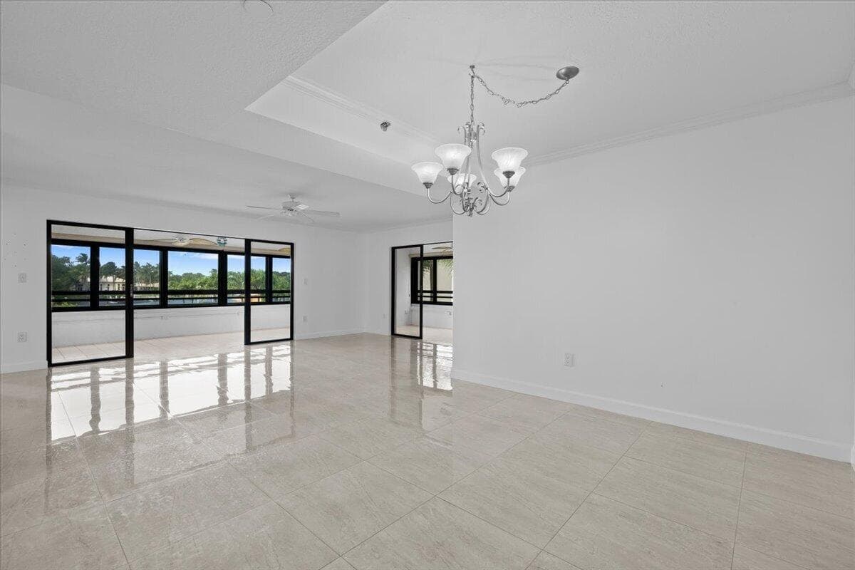 526 OAK HARBOUR Drive # 526, Juno Beach FL 33408
