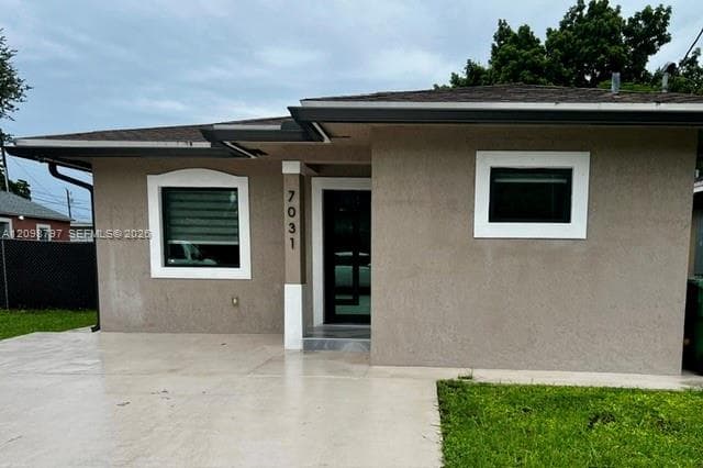7031 NW 20th Ave, Miami FL 33147