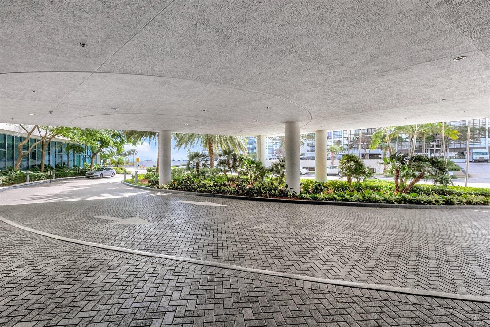 601 NE 36TH Street # 1008, Miami FL 33137