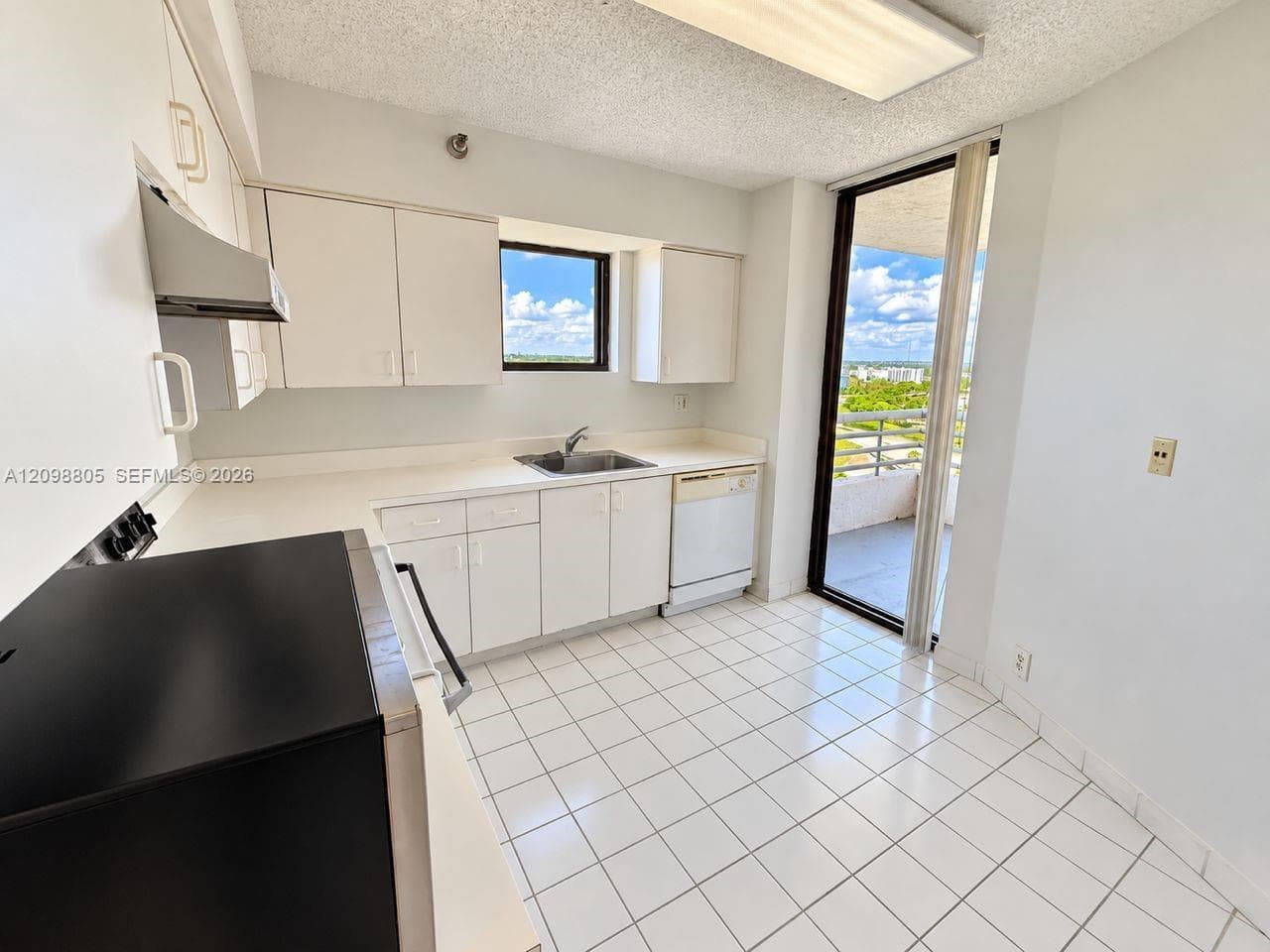 3300 NE 191st St # 1801, Aventura FL 33180