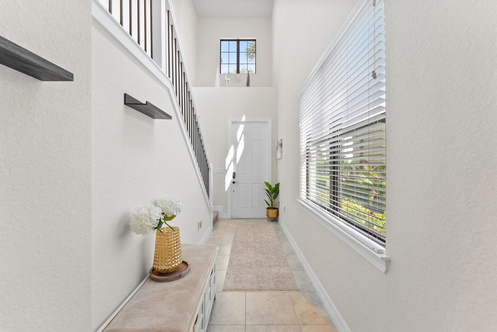 4617 Pinehurst Trail E, Oakland Park FL 33309