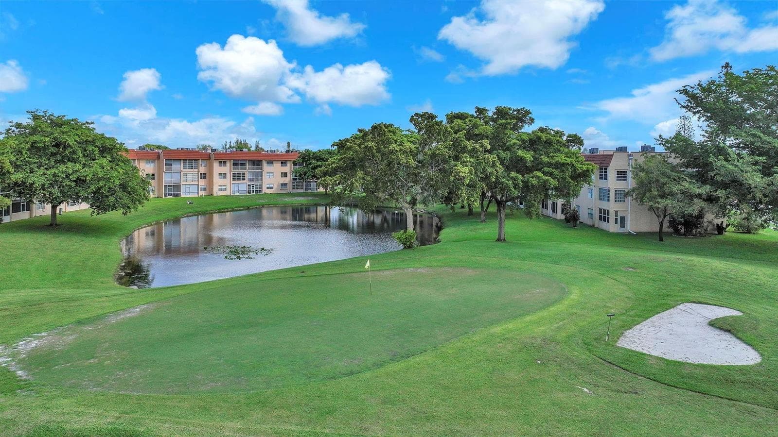 9301 Sunrise Lakes Boulevard # 207, Sunrise FL 33322