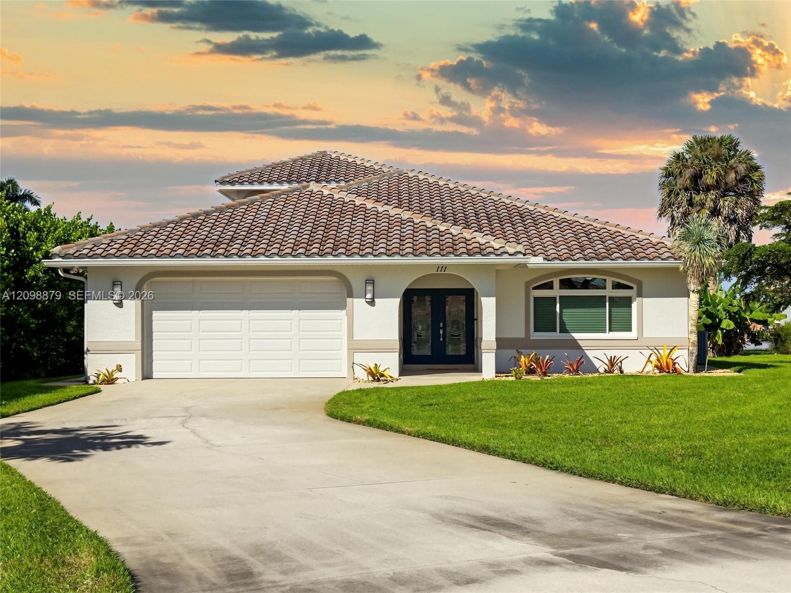 111 NEWPORT CAY, Naples FL 34114