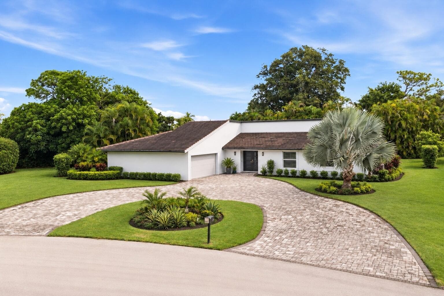 6451 Eastpointe Pines Street, Palm Beach Gardens FL 33418