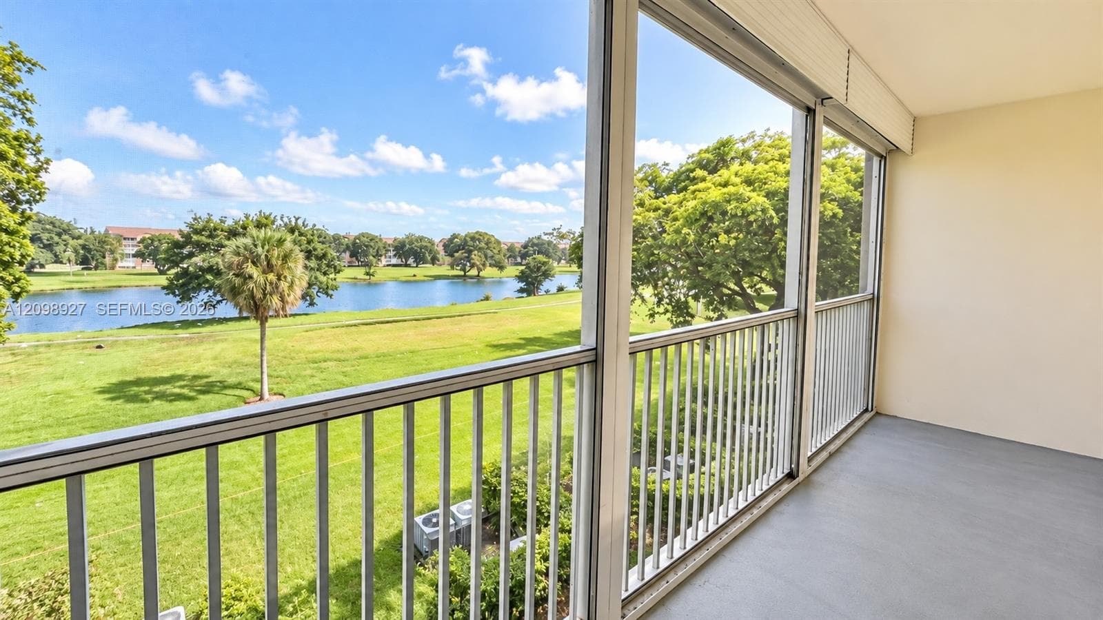 101 SW 132nd Way # 304J, Pembroke Pines FL 33027