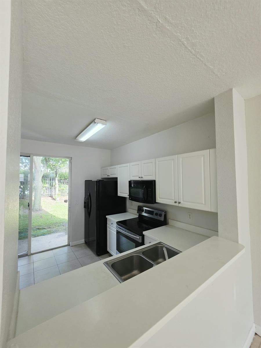 4154 Napoli Lake Drive, Riviera Beach FL 33410
