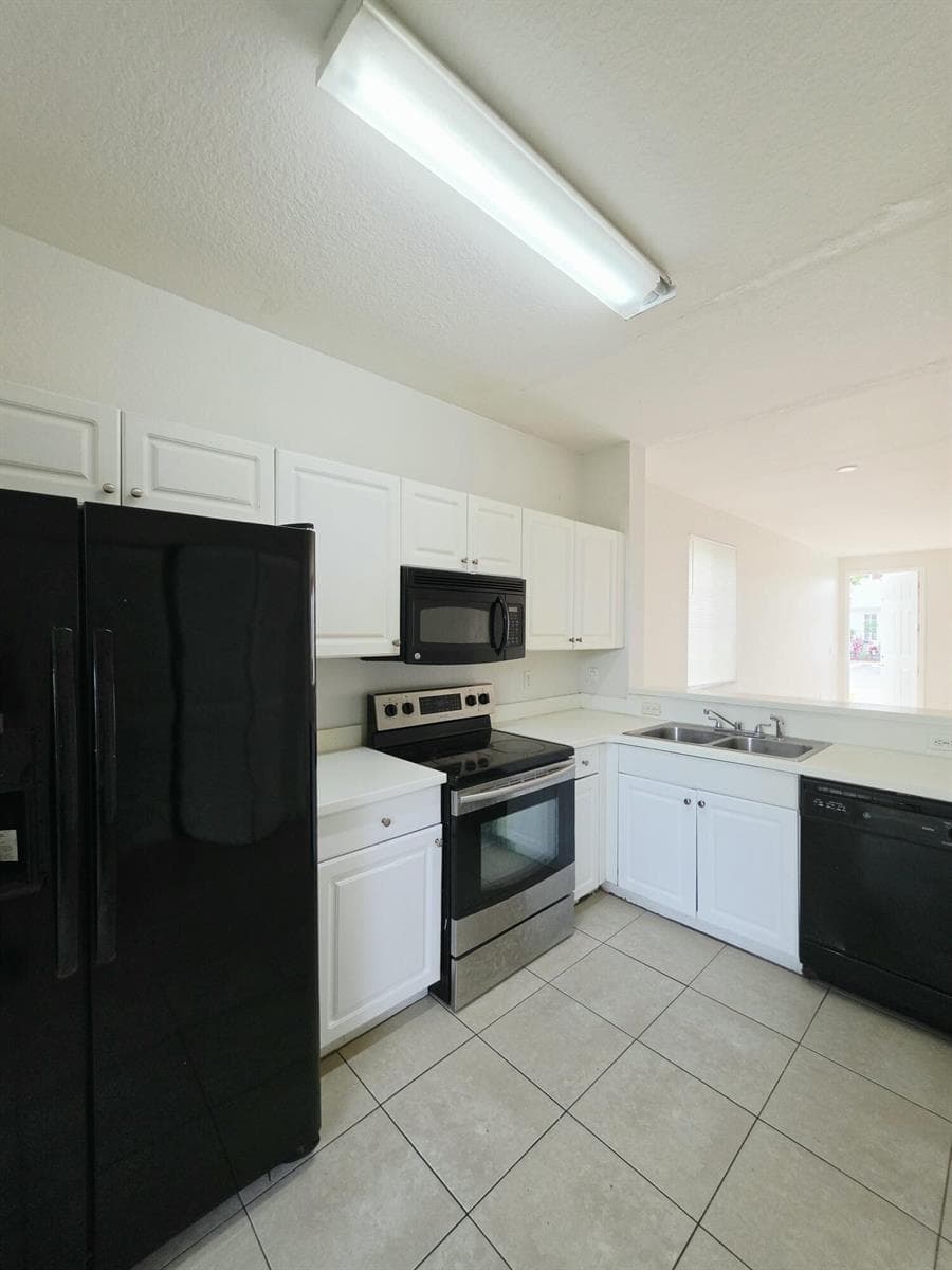 4154 Napoli Lake Drive, Riviera Beach FL 33410