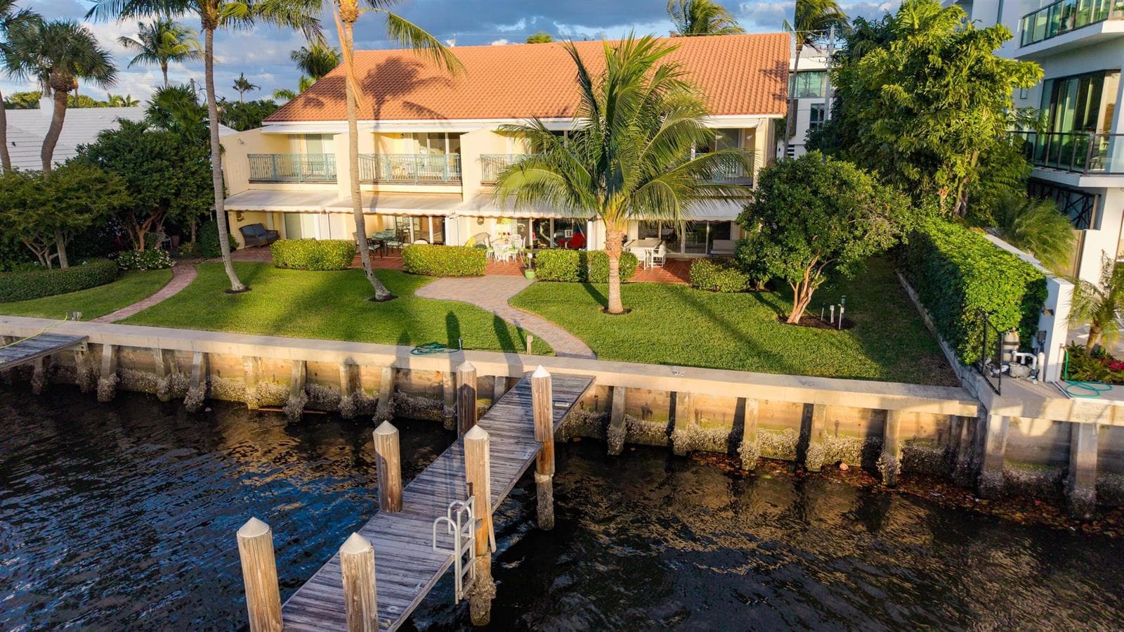 336 VENETIAN Drive # 1, Delray Beach FL 33483