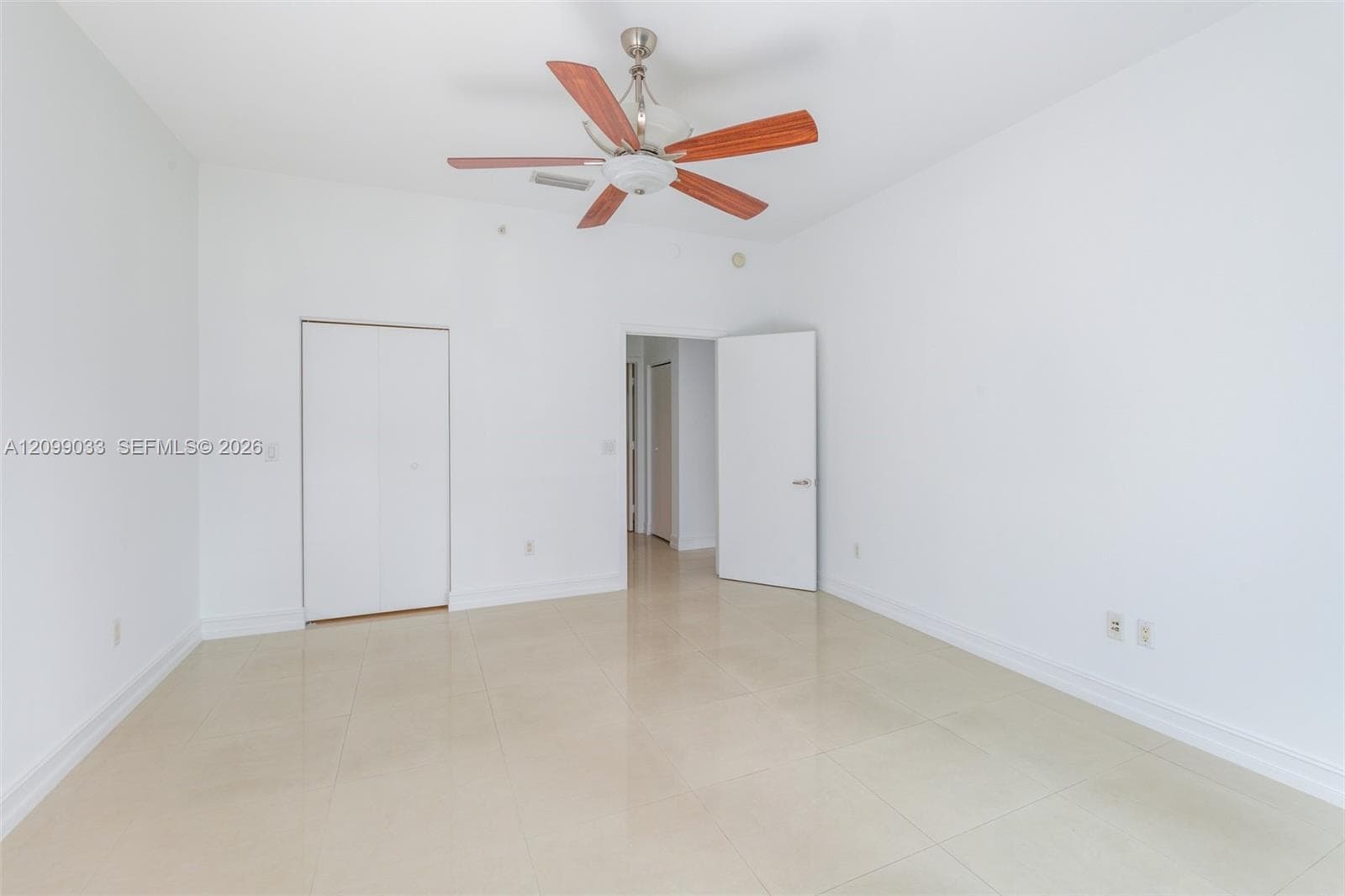 1331 Brickell Bay Dr # 606, Miami FL 33131