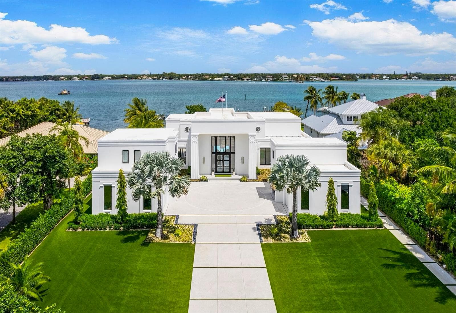 18200 Gardiner Lane, Jupiter FL 33458