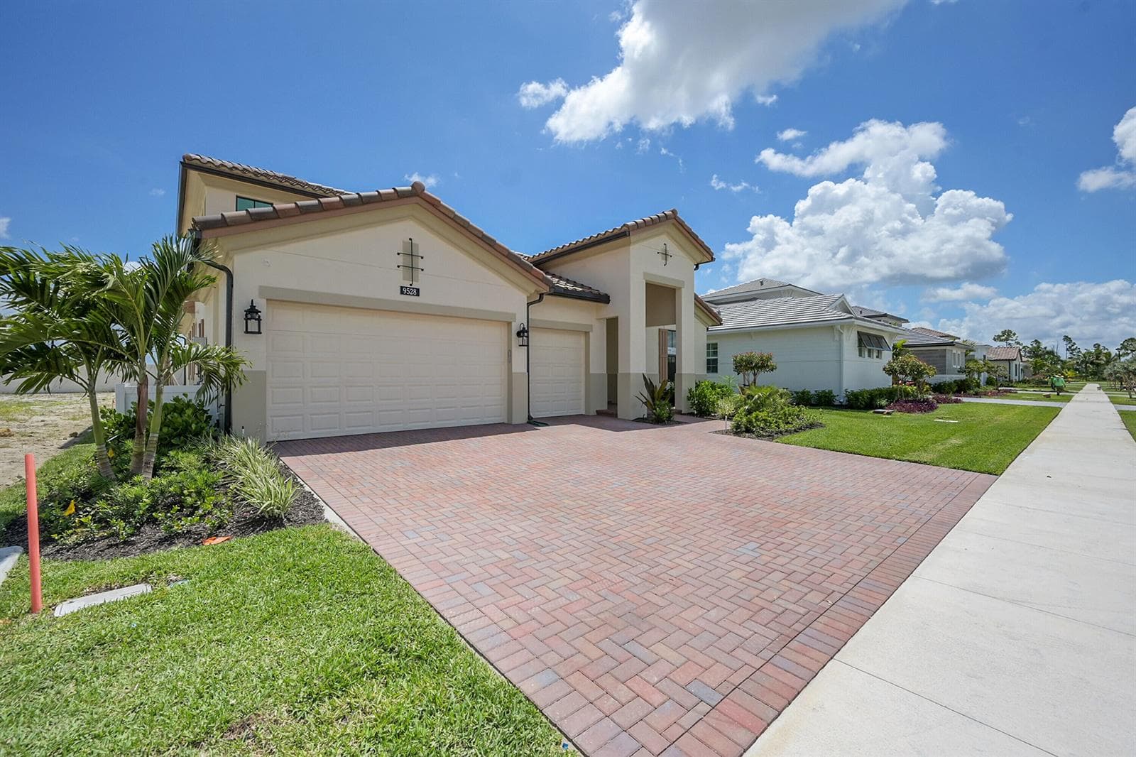 9528 St. Germain Drive, Palm Beach Gardens FL 33412