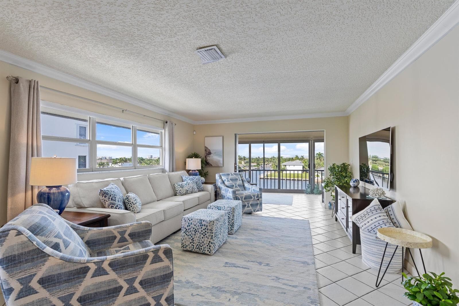 711 N RIVERSIDE Drive # 401, Pompano Beach FL 33062