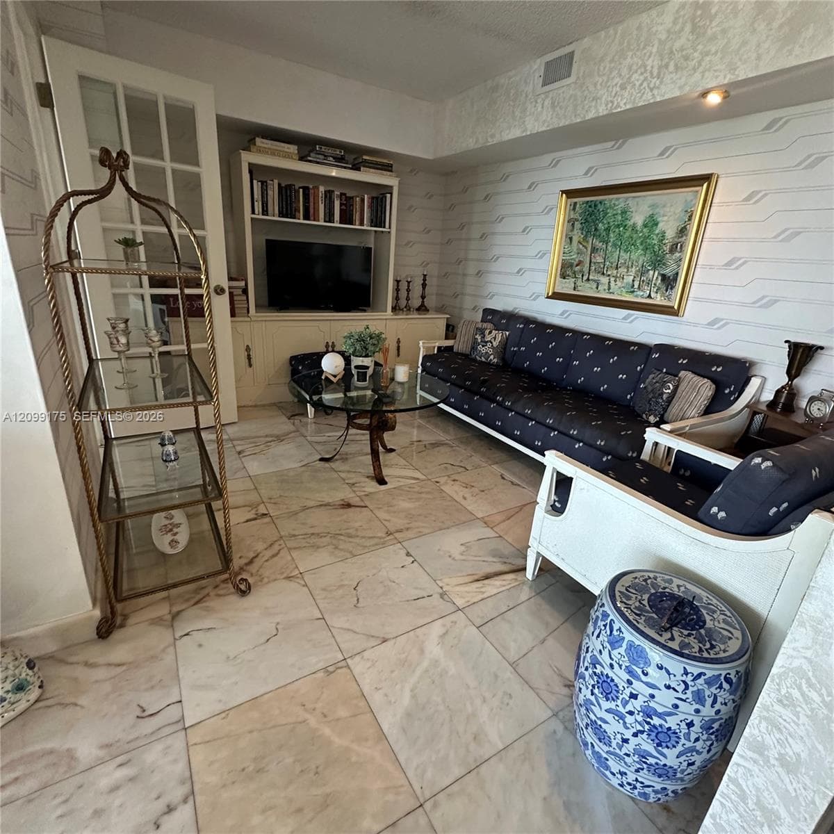4000 Towerside Ter # 2107, Miami FL 33138