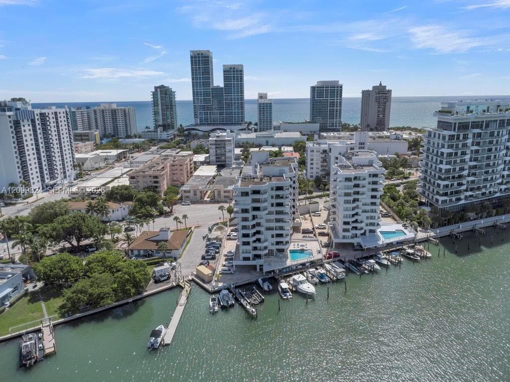 6830 Indian Creek Dr # 6D, Miami Beach FL 33141