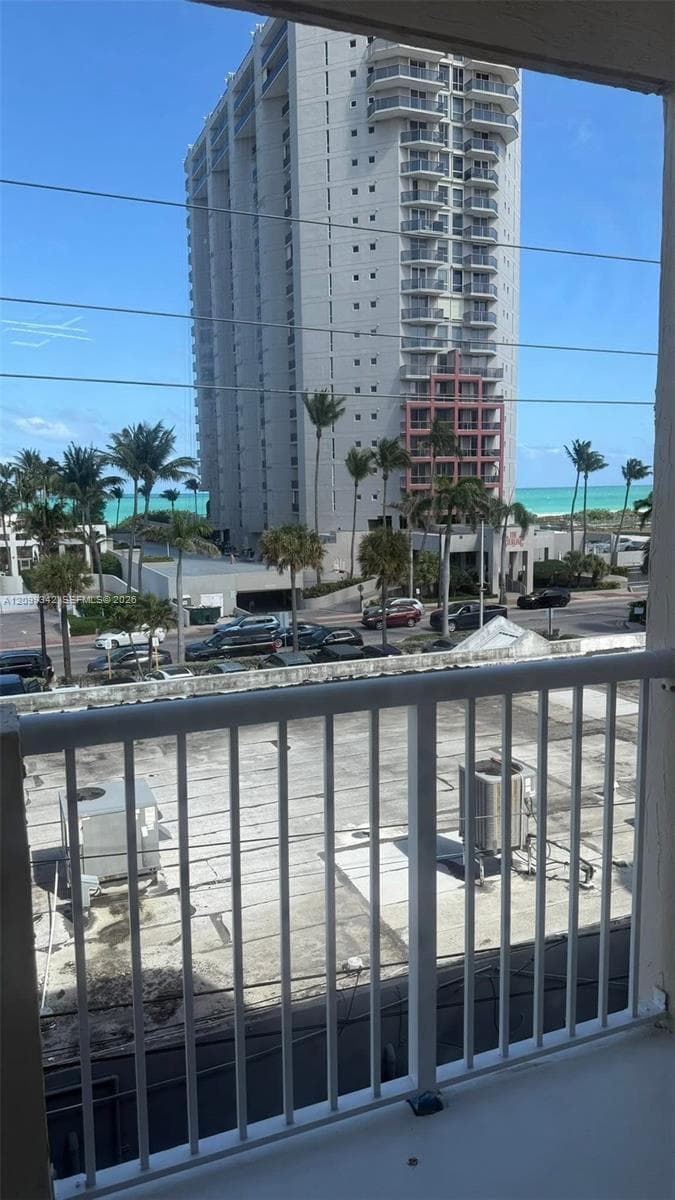 6801 Harding Ave # 412, Miami Beach FL 33141