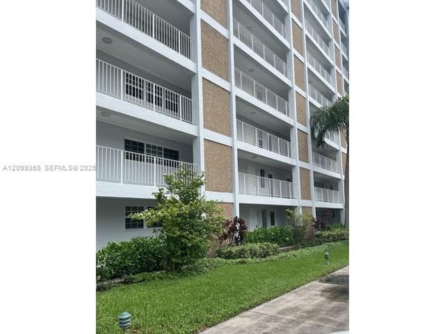 2940 N Course Dr # 110, Pompano Beach FL 33069