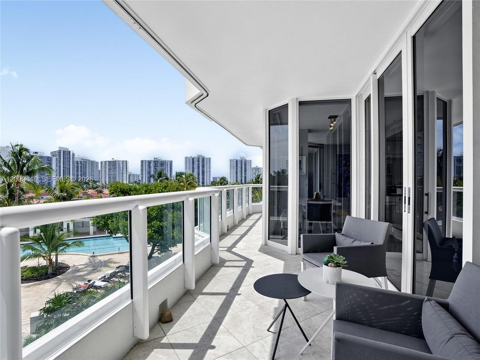21055 Yacht Club Dr # 710, Aventura FL 33180