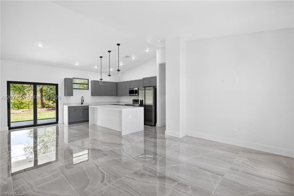 2524 W 70TH ST, Lehigh Acres FL 33971