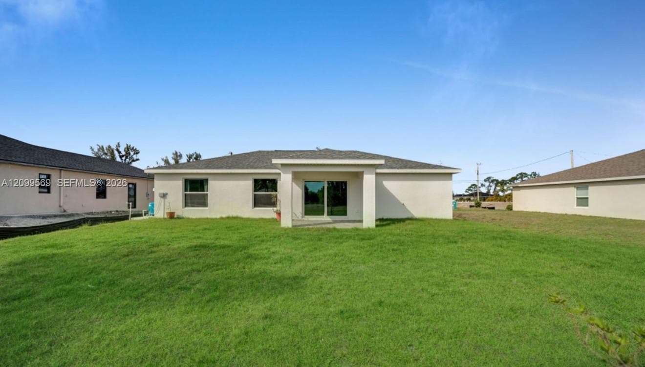 4217 NE 23rd Pl, Cape Coral FL 33909