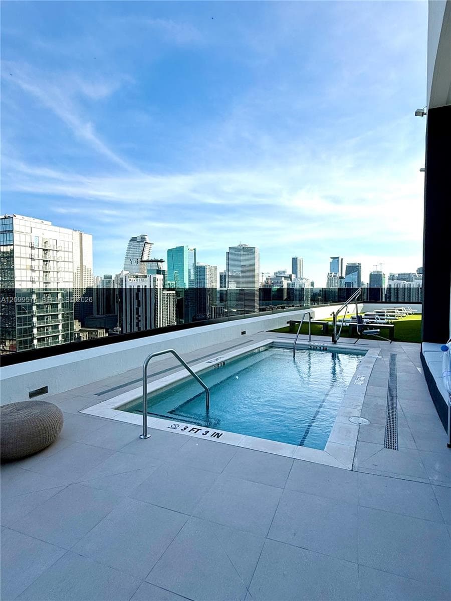 225 N Miami Ave # 1604, Miami FL 33128