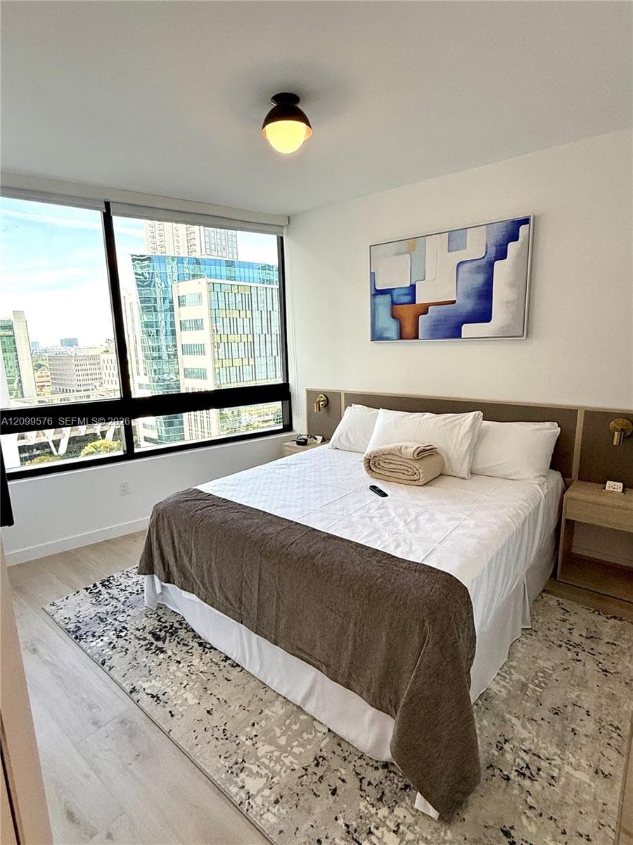 225 N Miami Ave # 1604, Miami FL 33128
