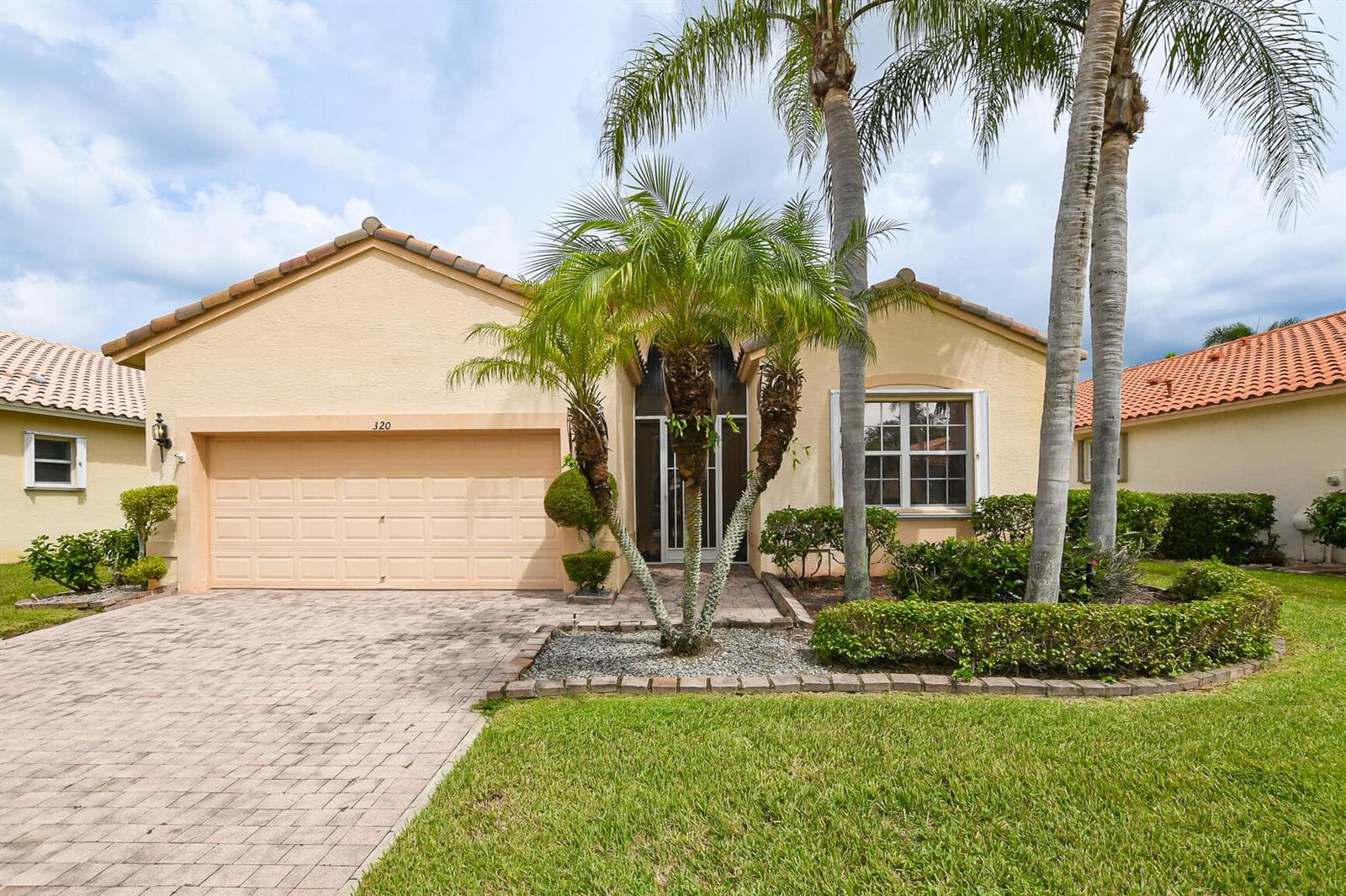 320 NW MILLPOND Lane, Port St. Lucie FL 34986