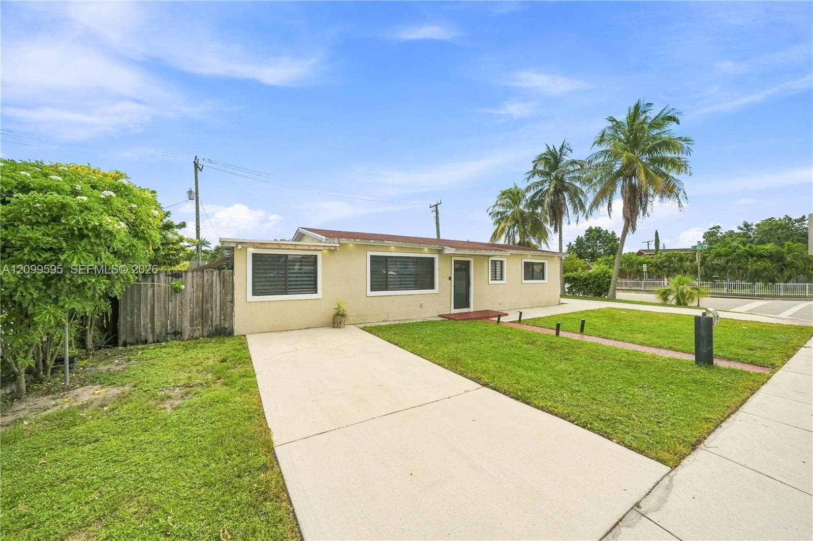 4041 W 8th Ave, Hialeah FL 33012