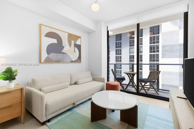 11 NE 6th St # 510, Miami FL 33132