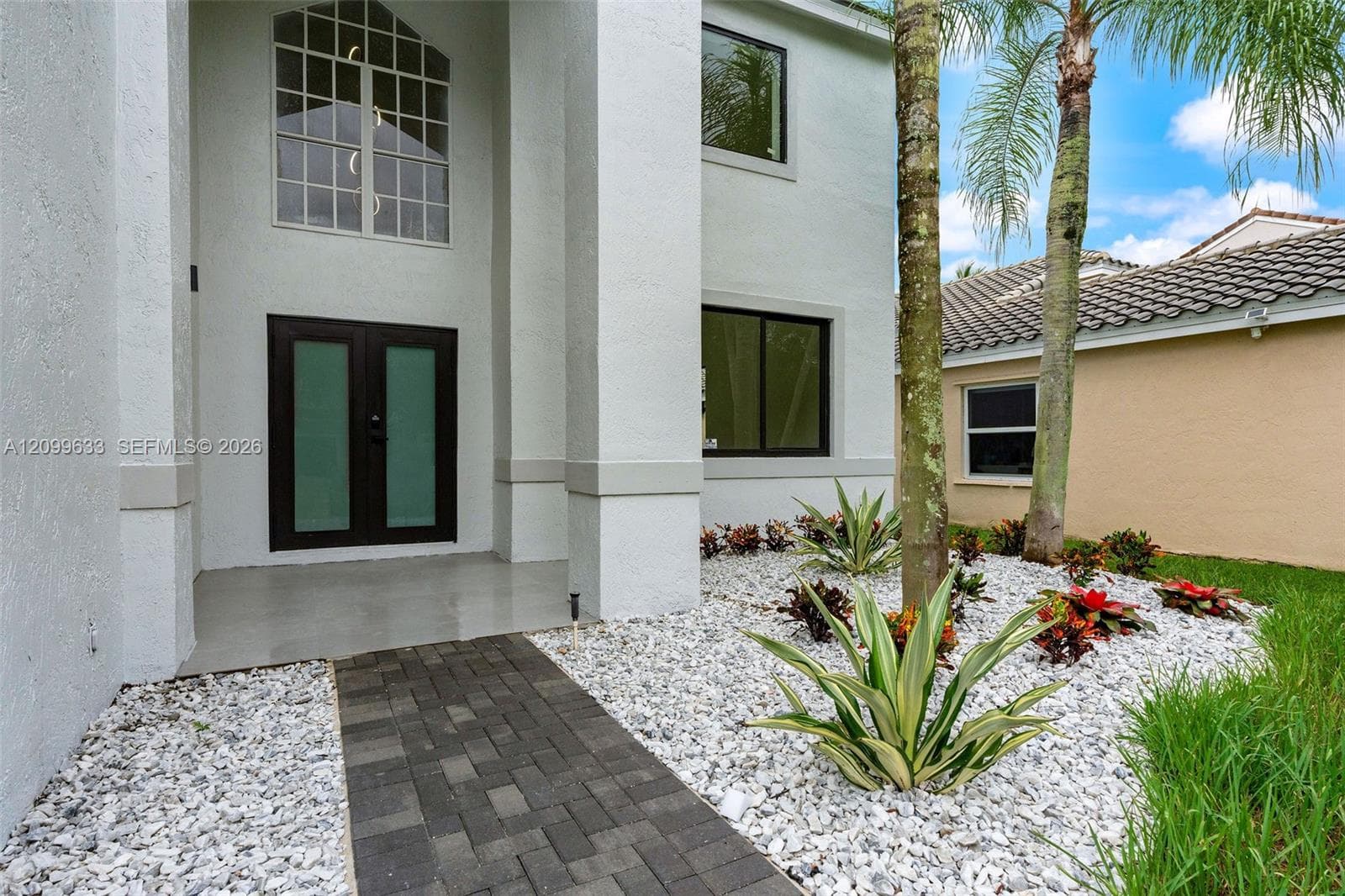 149 Cameron Dr, Weston FL 33326