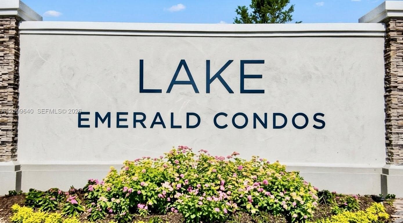 112 Lake Emerald Dr # 109, Oakland Park FL 33309