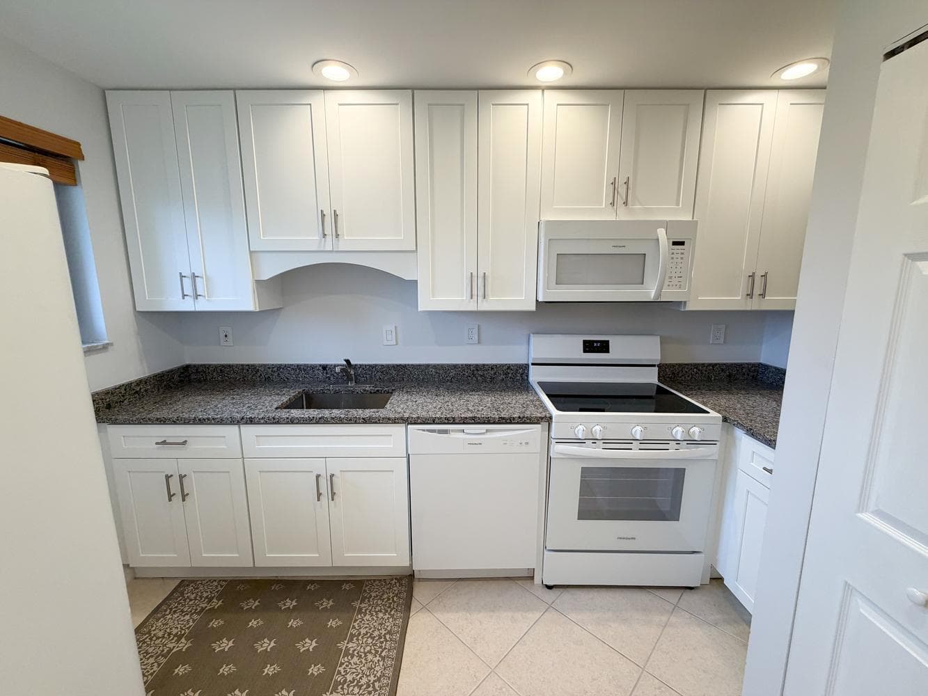 5333 SE Miles Grant Road # 205, Stuart FL 34997