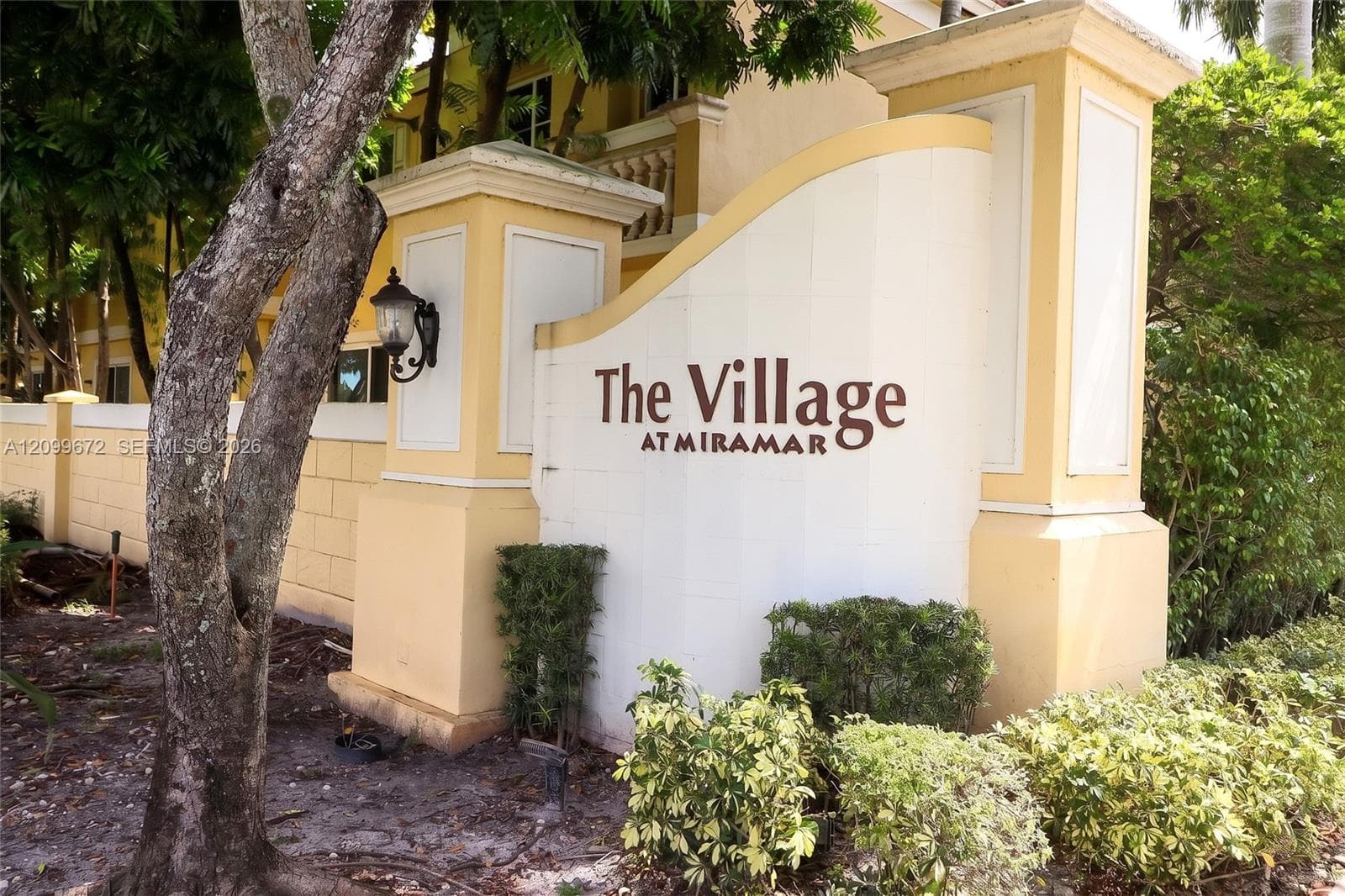 8932 SW 18th St, Miramar FL 33025