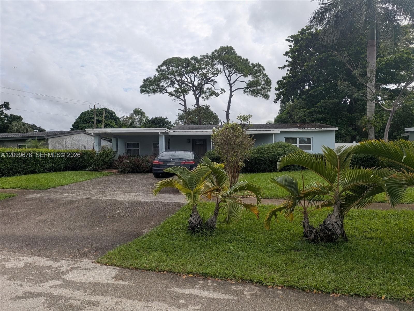 620 E Dayton Cir, Fort Lauderdale FL 33312
