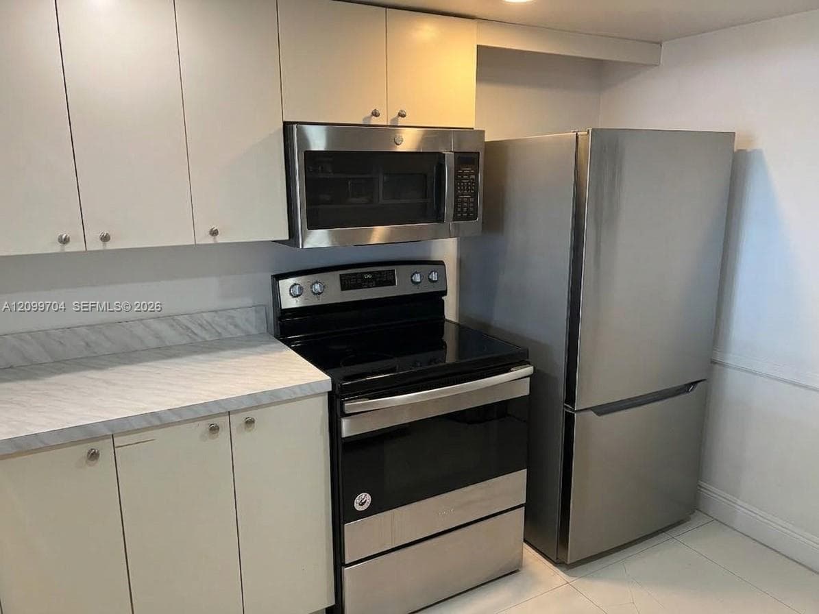 555 NE 15th St # 10F, Miami FL 33132