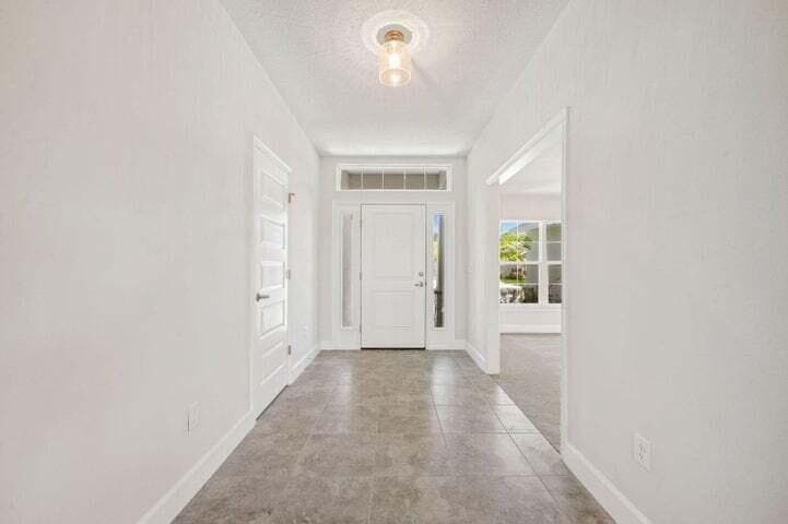 8331 AMALFI Circle, Fort Pierce FL 34951