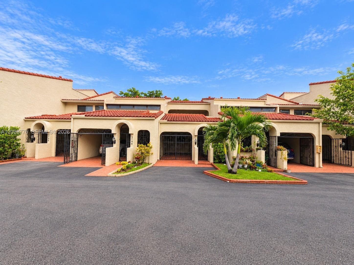 3746 Estepona Ave, Doral FL 33178