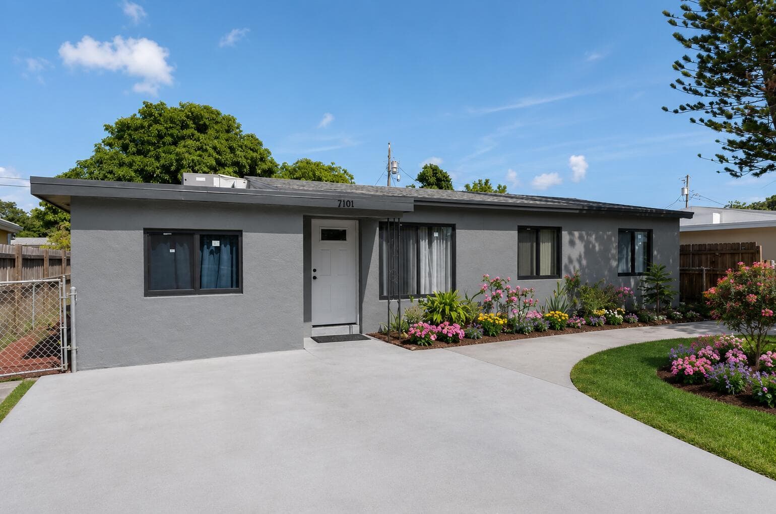 2101 WELLINGTON Road, West Palm Beach FL 33409