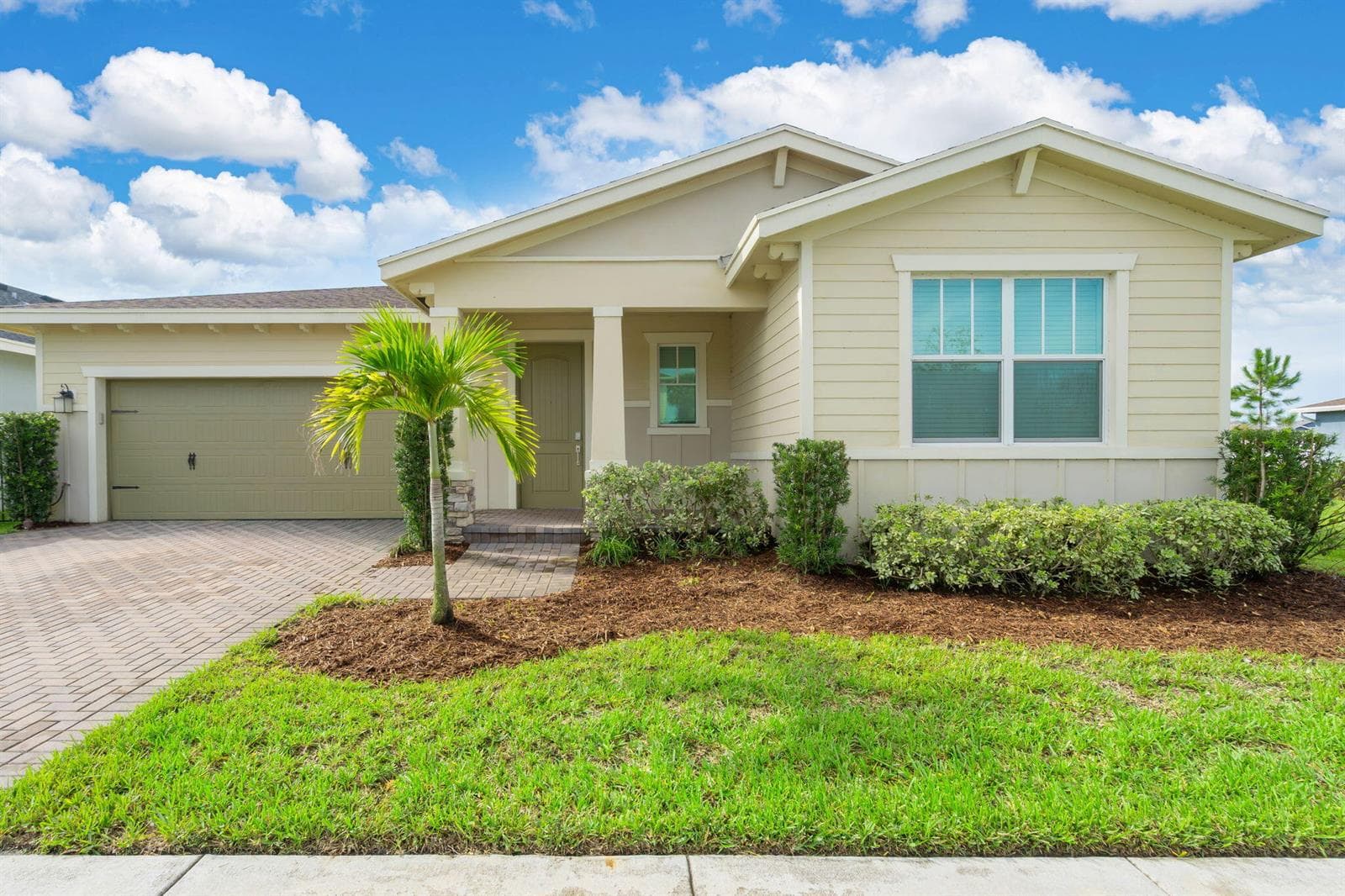 19172 Croft Mill Crossing, Loxahatchee FL 33470