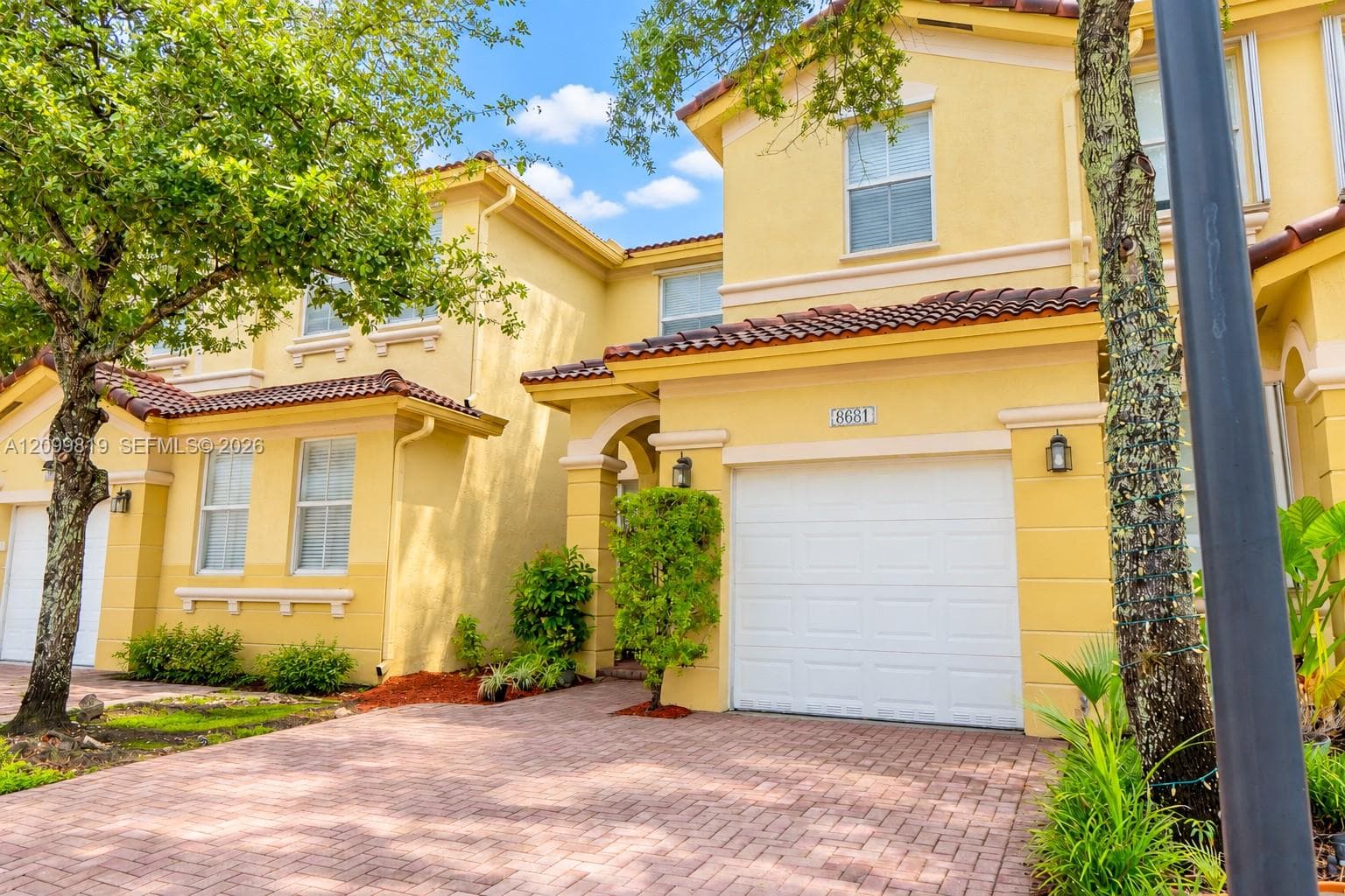 8681 NW 112th Ct, Doral FL 33178