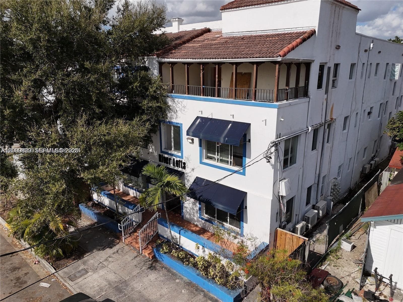 1021 NW 3rd St # 206, Miami FL 33128