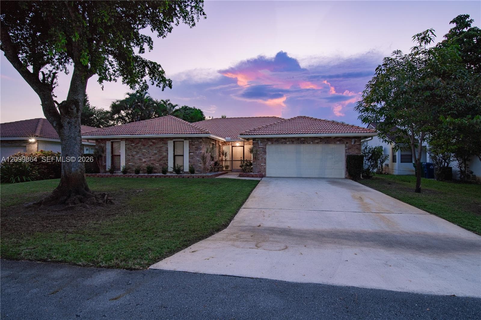 4118 NW 69th Ter, Coral Springs FL 33065