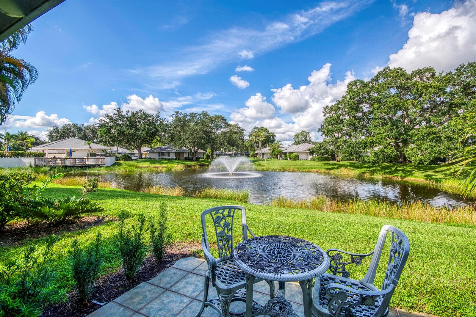 208 Club Drive, Palm Beach Gardens FL 33418