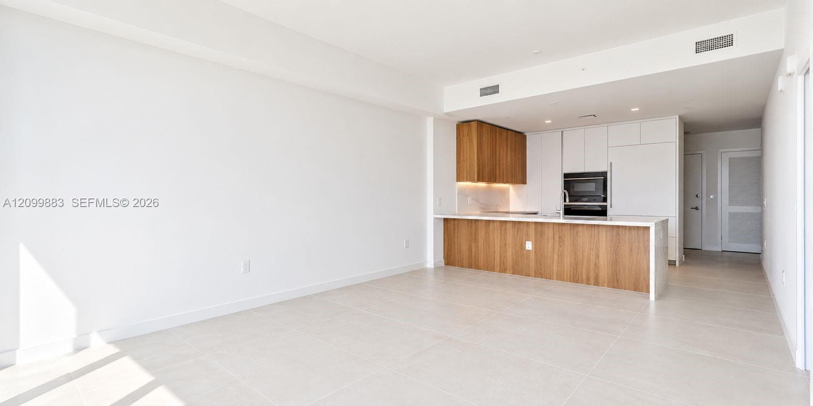 1400 Biscayne boulevard # 1804, Miami FL 33132